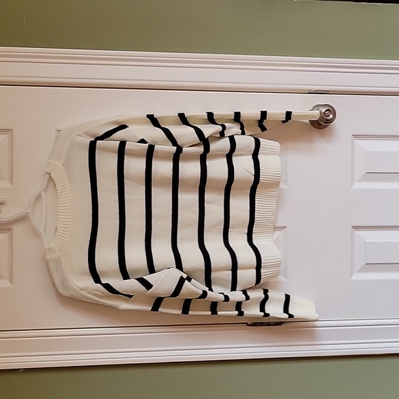 Bundle 5 items for $40 sale - Picture 3 of 3